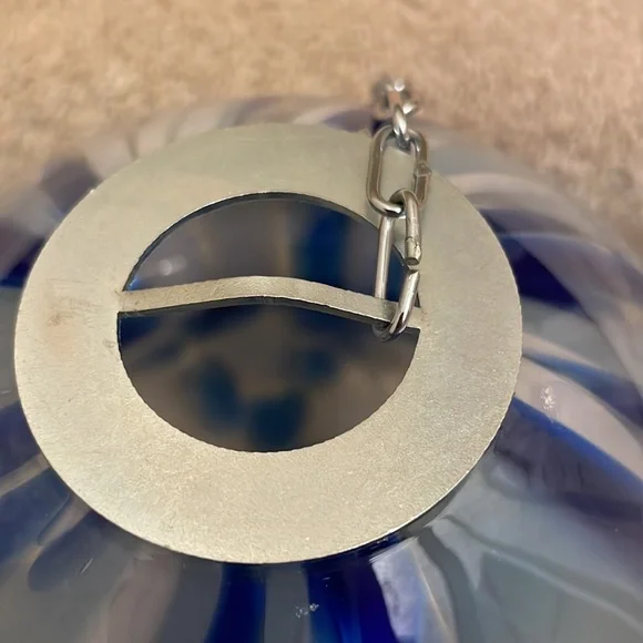 Bird house/feeder - Picture 3 of 8